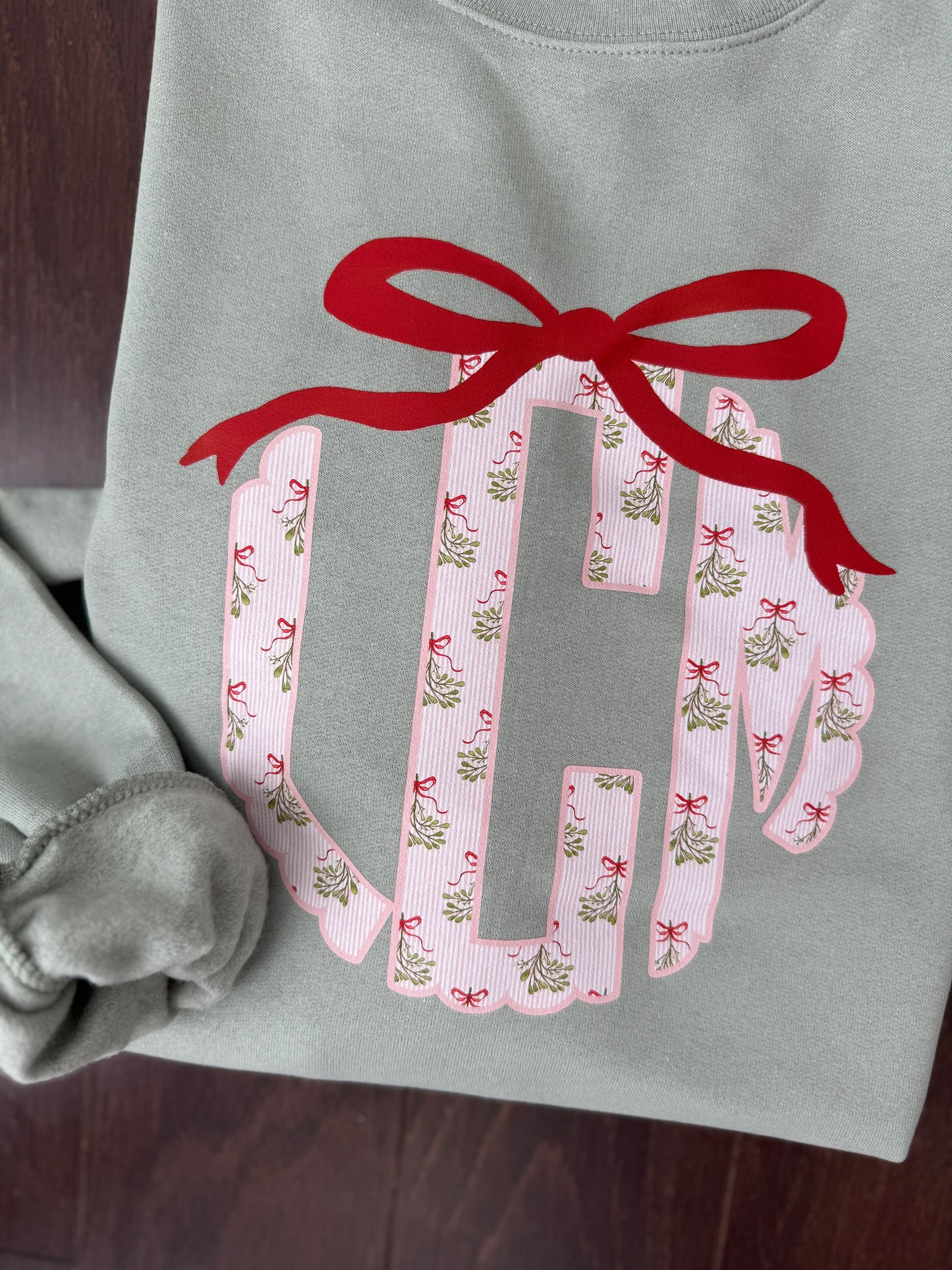 Mistletoe Monogram with Bow