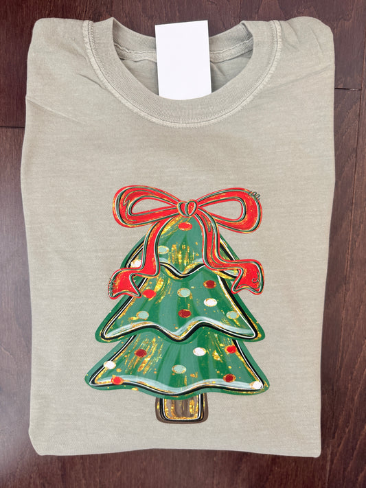 Christmas Tree with Bow {faux golden accents}